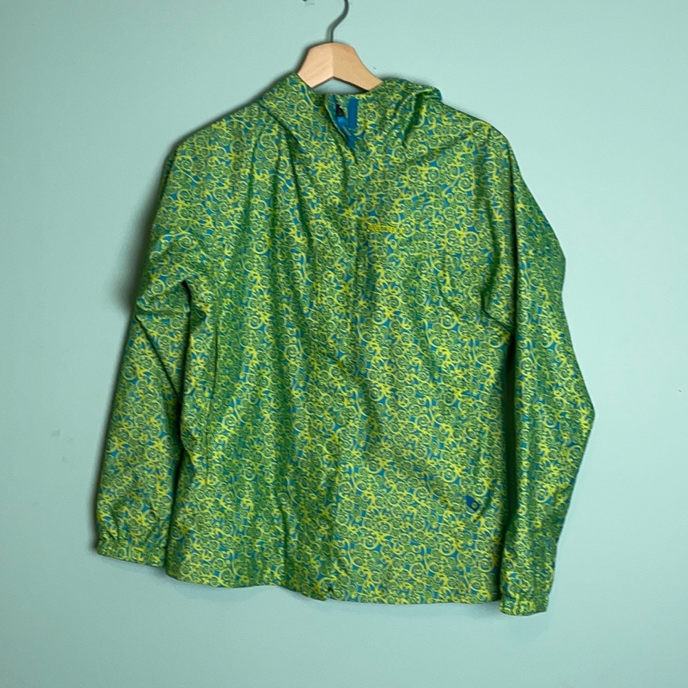 Marmot Women's Authentic Trekking Jacket says xlarge fits like large.